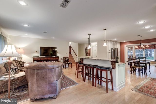 832 WINCHESTER DR, Westminster, MD 21157