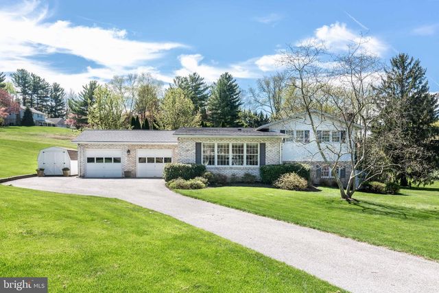 832 WINCHESTER DR, Westminster, MD 21157