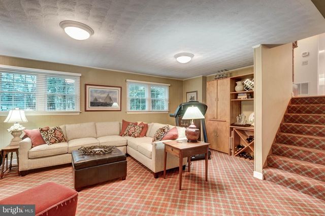 832 WINCHESTER DR, Westminster, MD 21157