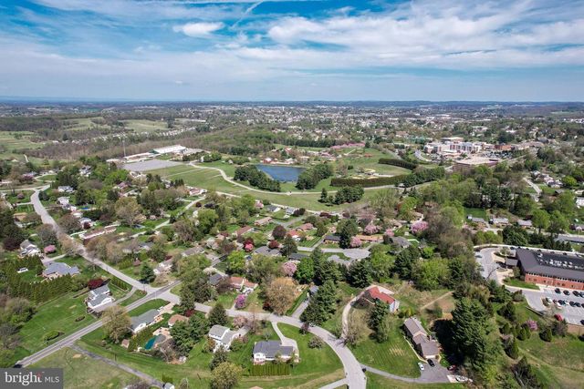 832 WINCHESTER DR, Westminster, MD 21157