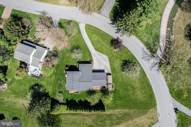 832 WINCHESTER DR, Westminster, MD 21157
