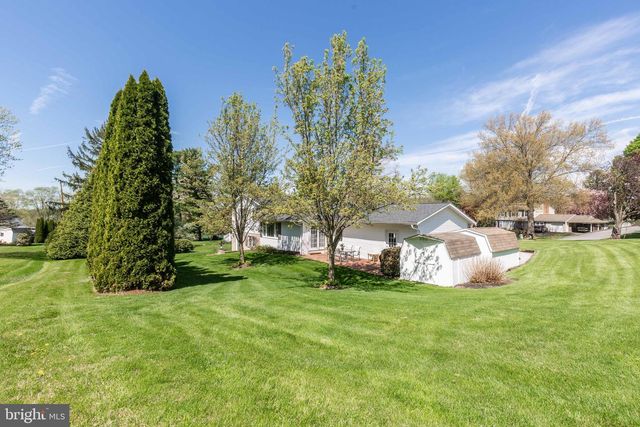 832 WINCHESTER DR, Westminster, MD 21157