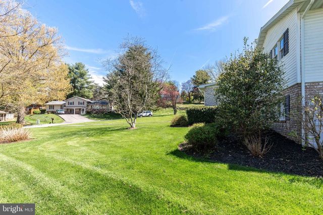 832 WINCHESTER DR, Westminster, MD 21157