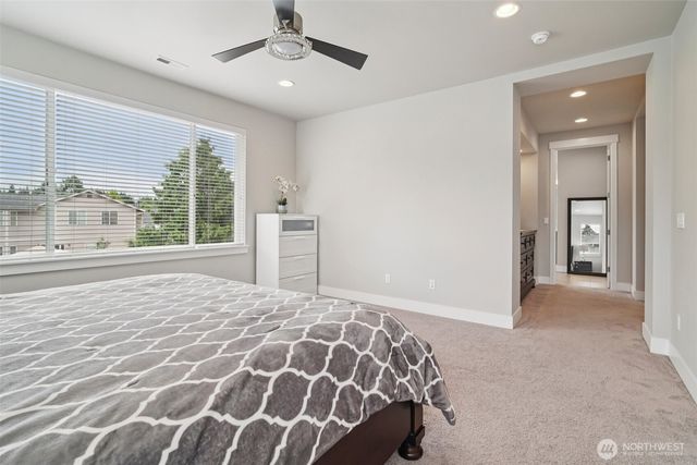 22745 SE 265th Place, Maple Valley, WA 98038