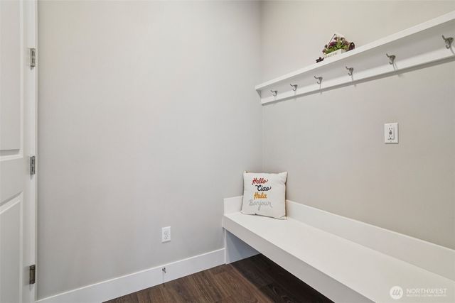 22745 SE 265th Place, Maple Valley, WA 98038