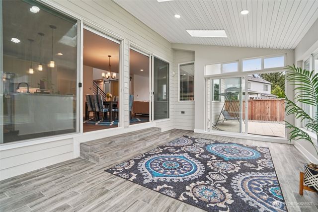 22745 SE 265th Place, Maple Valley, WA 98038
