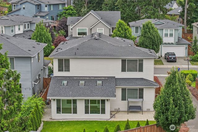 22745 SE 265th Place, Maple Valley, WA 98038