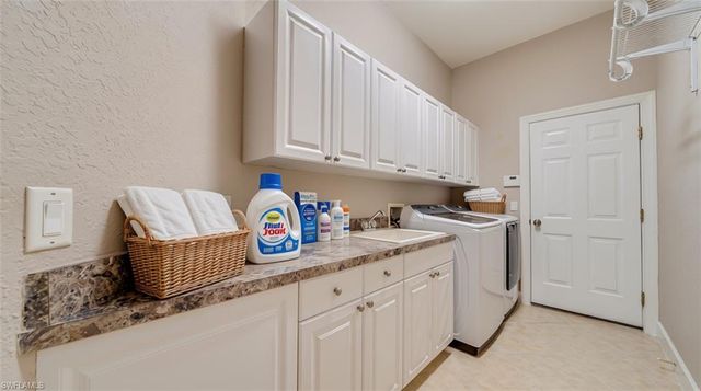 5683 Whispering Willow WAY, Fort Myers, FL 33908