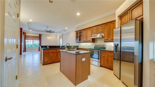 5683 Whispering Willow WAY, Fort Myers, FL 33908