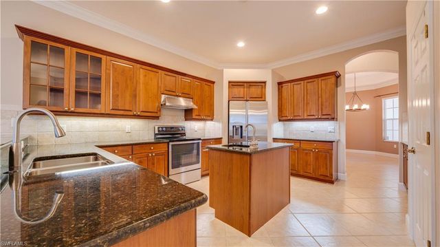 5683 Whispering Willow WAY, Fort Myers, FL 33908