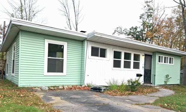 11 Montauk Rd 1, Brockton, MA 02301