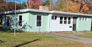 11 Montauk Rd 1, Brockton, MA 02301