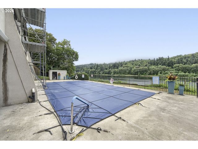 790 Se WEBBER St 213, Portland, OR 97202
