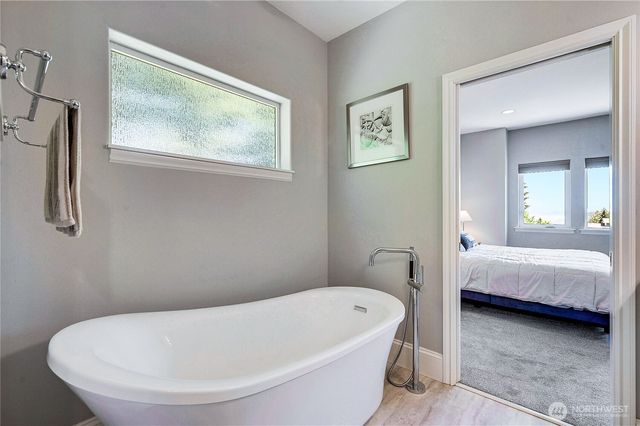1103 Puget Drive E, Port Orchard, WA 98366