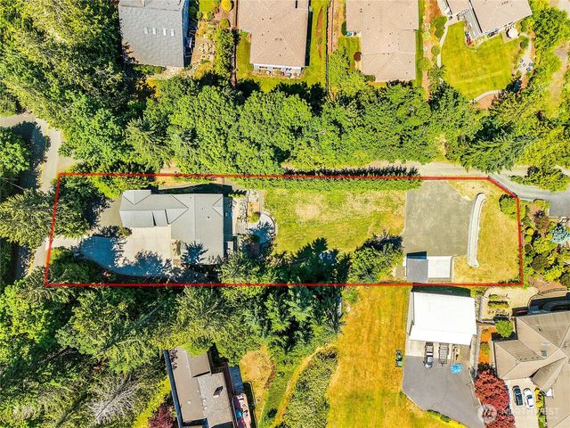 1103 Puget Drive E, Port Orchard, WA 98366