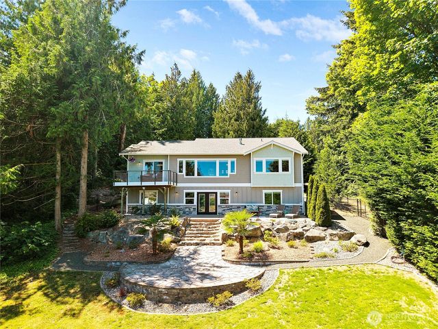 1103 Puget Drive E, Port Orchard, WA 98366