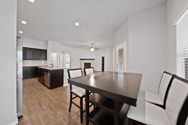 1338 Winding Hollow Drive, Grand Prairie, TX 75052