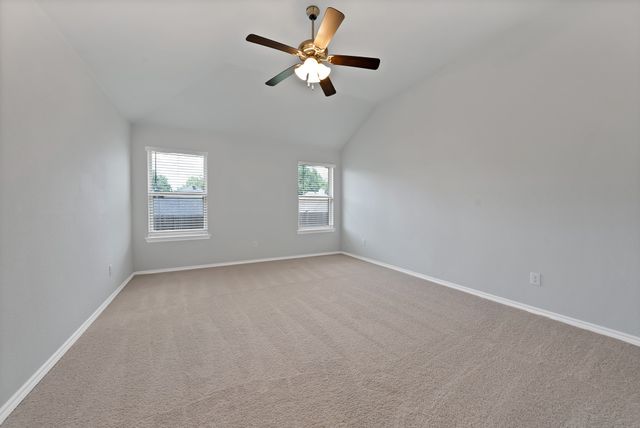 1338 Winding Hollow Drive, Grand Prairie, TX 75052