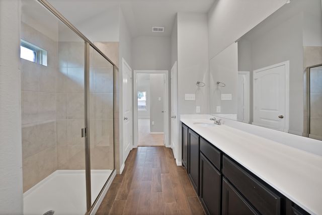 1338 Winding Hollow Drive, Grand Prairie, TX 75052