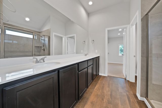 1338 Winding Hollow Drive, Grand Prairie, TX 75052