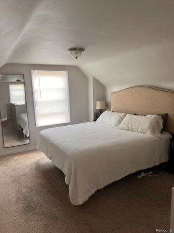 19765 SUMNER, Redford, MI 48240