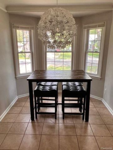 19765 SUMNER, Redford, MI 48240