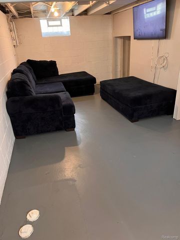 19765 SUMNER, Redford, MI 48240