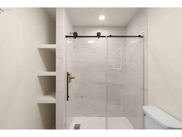 1604 Ne 153RD Pl, Portland, OR 97230