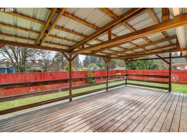 1604 Ne 153RD Pl, Portland, OR 97230