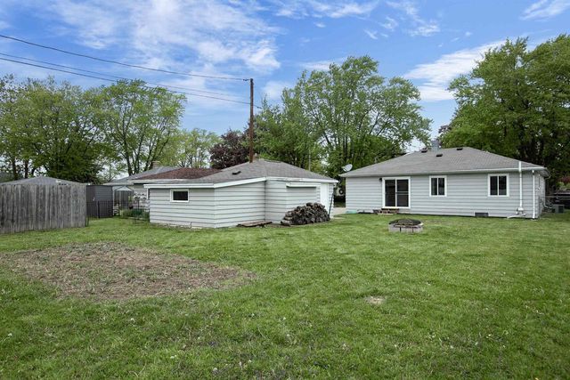1819 W COMMERCIAL STREET, Appleton, WI 54914