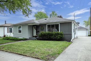 1819 W COMMERCIAL STREET, Appleton, WI 54914