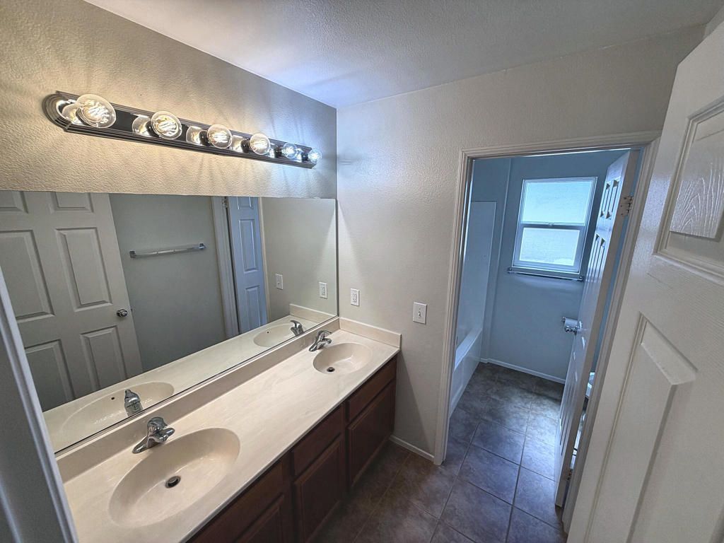 Image 23 of property listing at 12633 Flintridge Street, Victorville, CA 92392