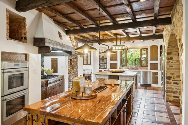 600 Moore Road, Woodside, CA 94062