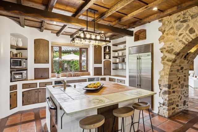 600 Moore Road, Woodside, CA 94062
