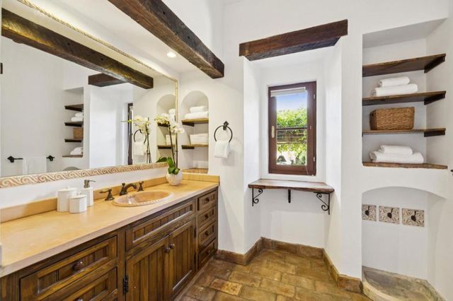 600 Moore Road, Woodside, CA 94062
