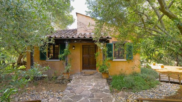 600 Moore Road, Woodside, CA 94062