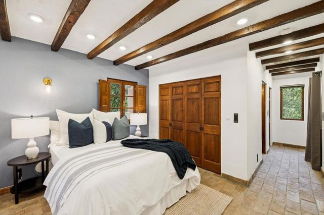 600 Moore Road, Woodside, CA 94062