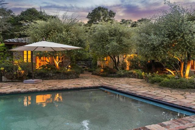 600 Moore Road, Woodside, CA 94062