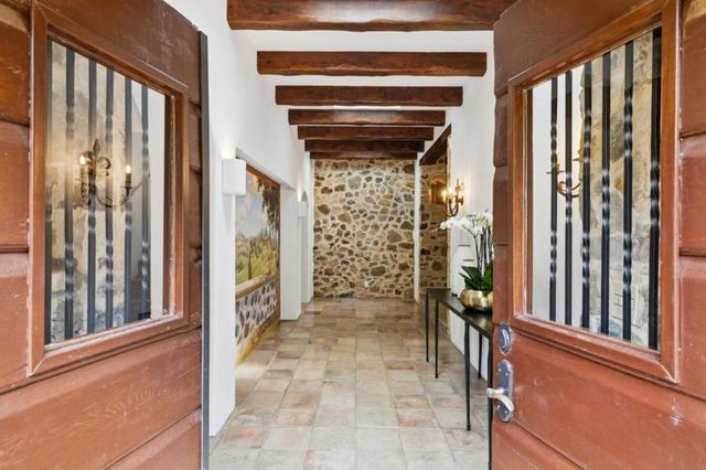 600 Moore Road, Woodside, CA 94062
