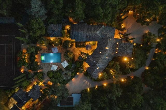 600 Moore Road, Woodside, CA 94062