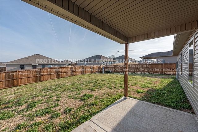 2932 W Obsidian Street, Fayetteville, AR 72704