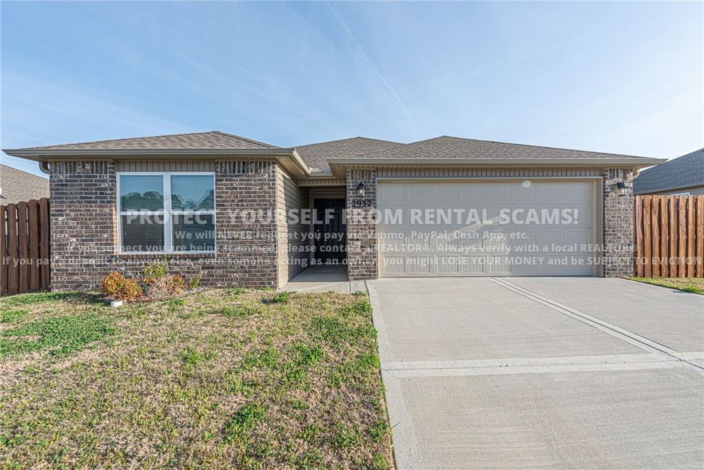 2932 W Obsidian Street, Fayetteville, AR 72704