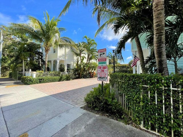 902 S Federal Highway 6, Lake Worth Beach, FL 33460