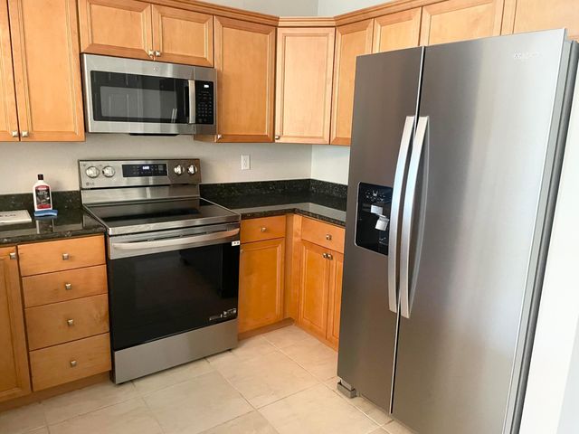 902 S Federal Highway 6, Lake Worth Beach, FL 33460
