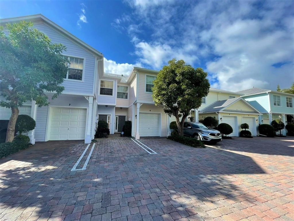 902 S Federal Highway 6, Lake Worth Beach, FL 33460