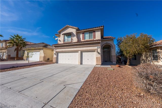8280 Crown Peak Avenue, Las Vegas, NV 89117