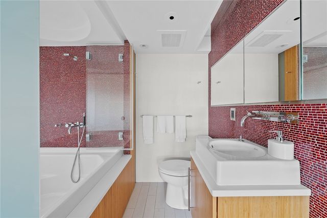 1000 Grandview Ave 1207, Mt Washington, PA 15211
