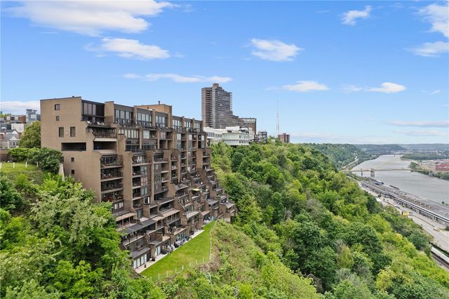 1000 Grandview Ave 1207, Mt Washington, PA 15211