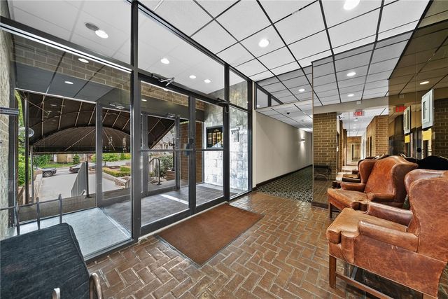 1000 Grandview Ave 1207, Mt Washington, PA 15211