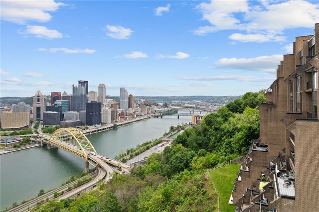 1000 Grandview Ave 1207, Mt Washington, PA 15211